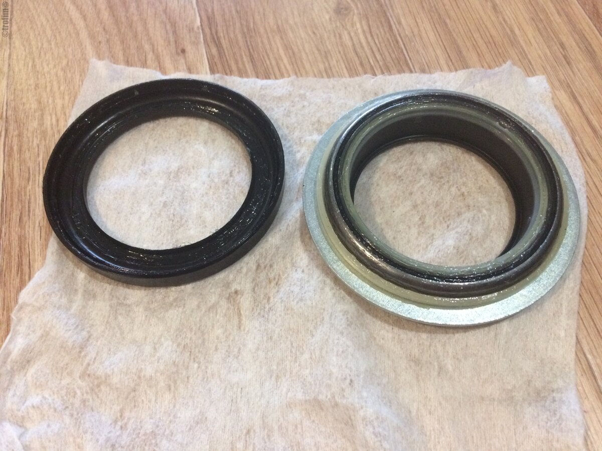 Сняли черную крышку