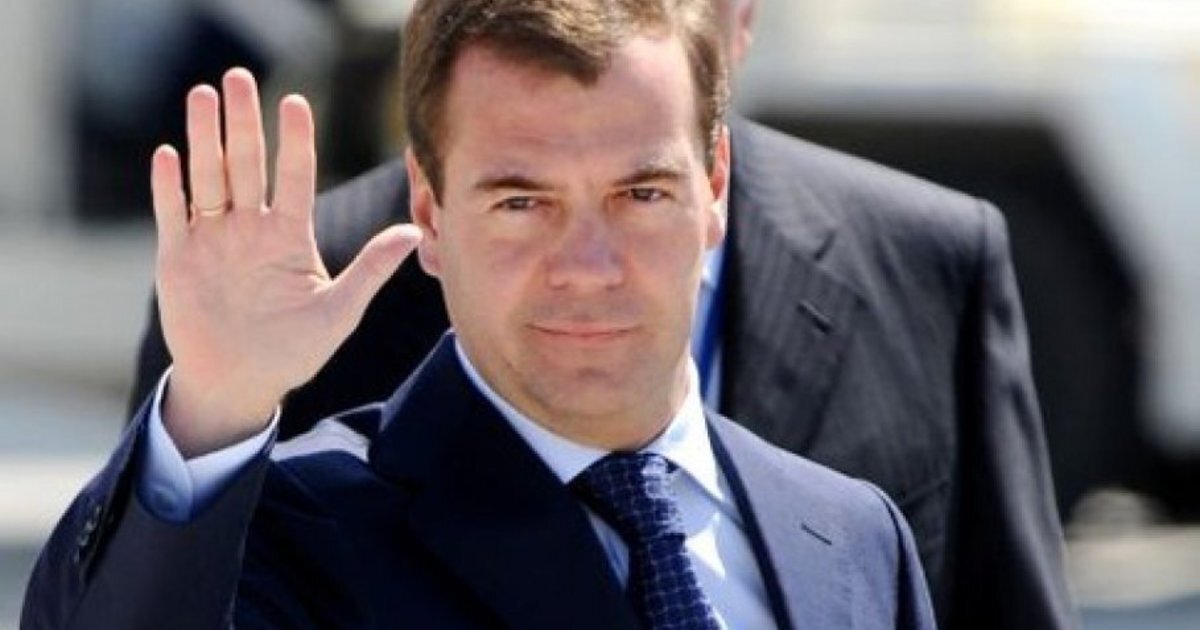 Дмитрий Медведед принимает живое участие в развитии национального проекта сплошной марикровки выпускаемой продукции