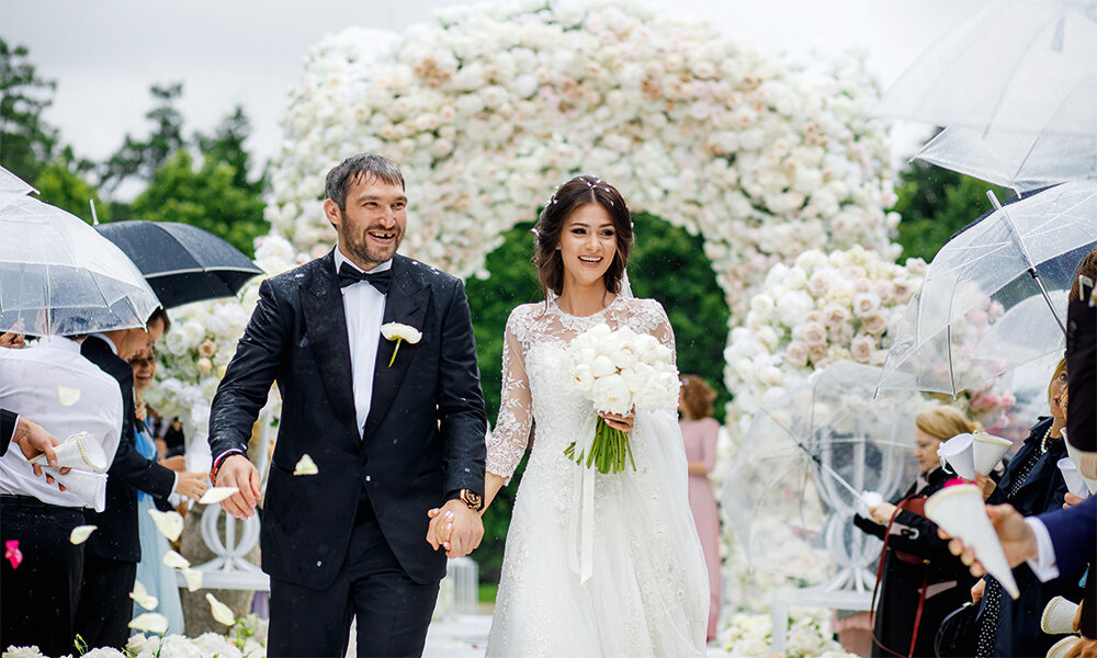 https://ru.hellomagazine.com/svadby/zvezdnye-svadby/21688-svadba-aleksandra-ovechkina-i-anastasii-shubskoy-eksklyuzivnyy-fotoreportazh.html