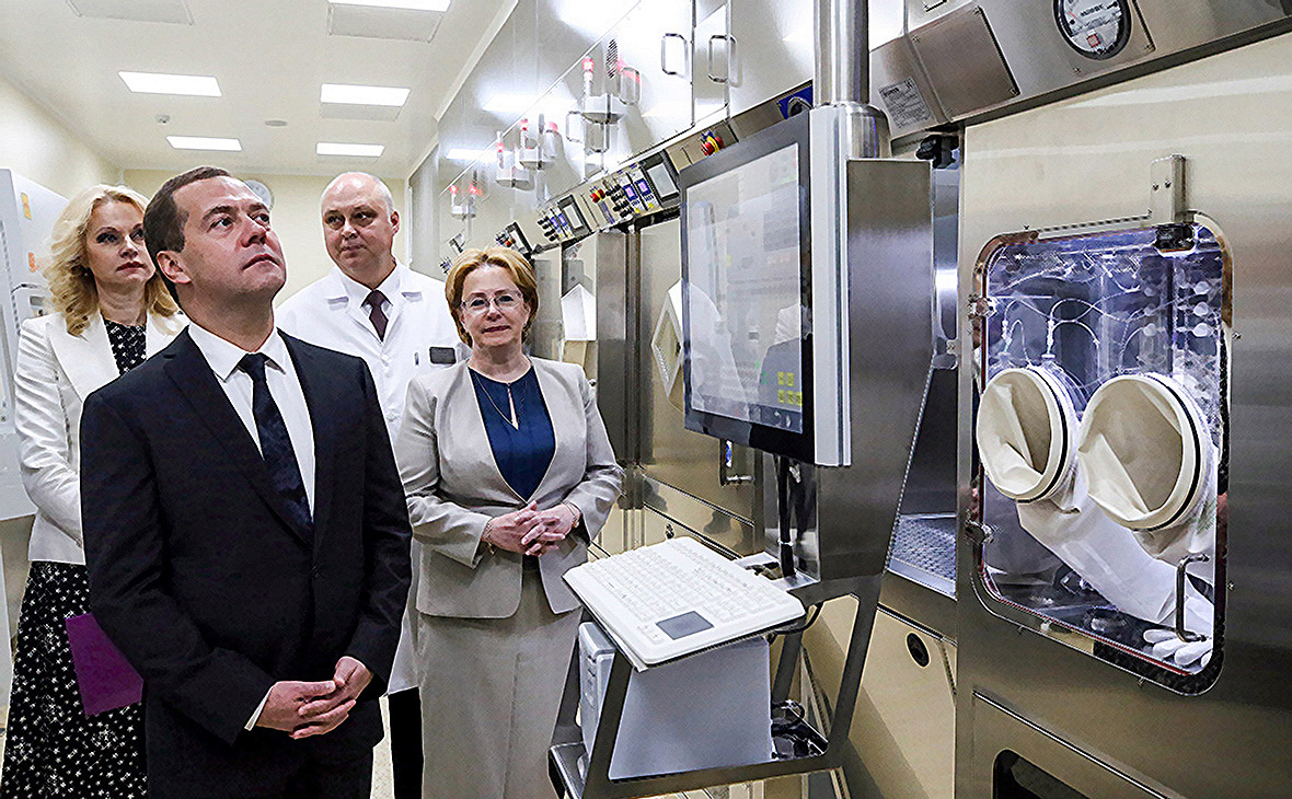 Медведев