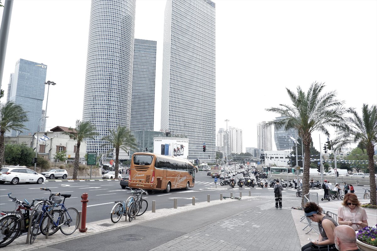 Тель-Авив — город небоскребов и велосипедов