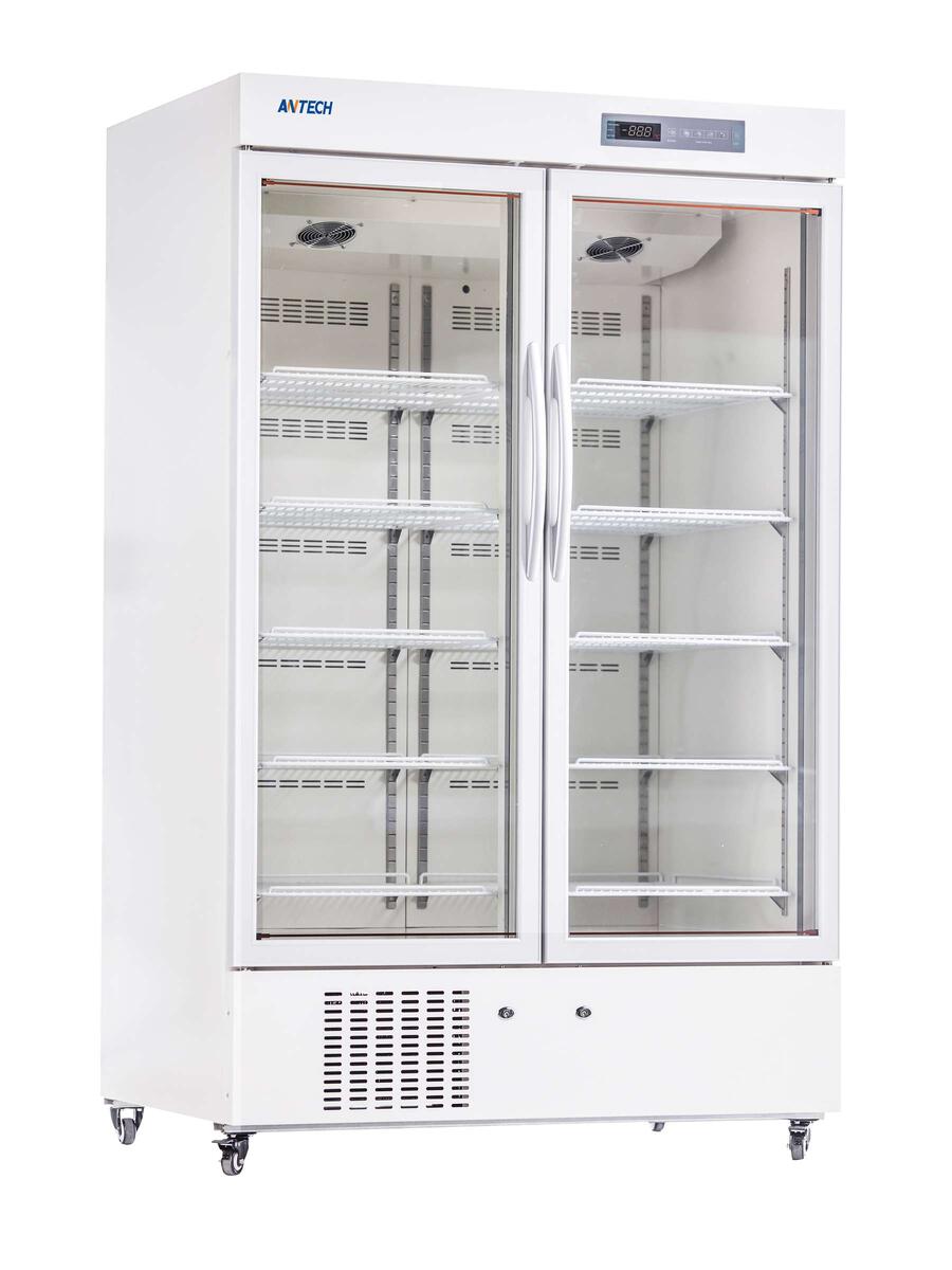 Это вариант большого больничного фармацевтического холодильника.