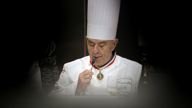 Его называли «лучшим поваром Франции», «поваром века», «отцом французской гастрономии» или просто — месье Поль: самый знаменитый шеф Франции, обладатель Ордена Почетного легиона, на протяжении полувека оставался гастрономическим лицом Франции. Благодаря ему кулинарной столицей страны стал Лион. Его стараниями родилась «новая французская кухня» — более легкая и здоровая, чем была до него. Он стал обладателем трех звезд Michelin еще в 1965 году и никогда их не лишался. Он же основал империю, оцениваемую сейчас более чем в 50 млн евро. RIP