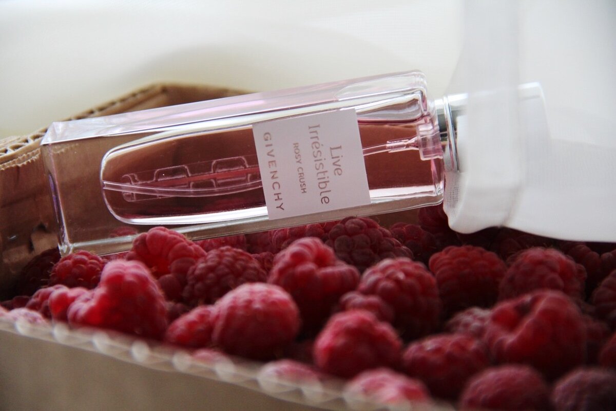 Live Irresistible Rosy Crush от Givenchy