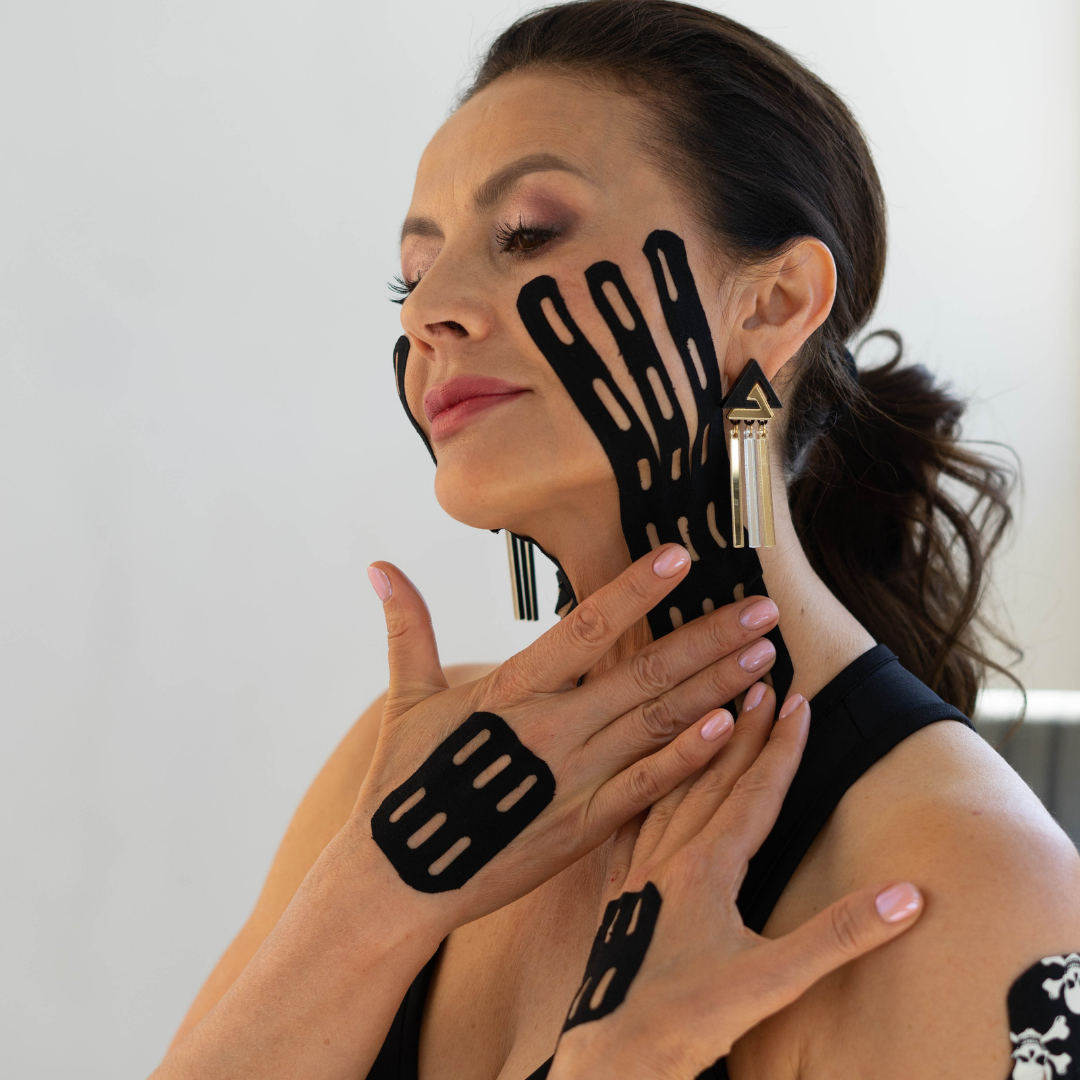 Ольга Левонюк - специалист по эстетическому тейпированию