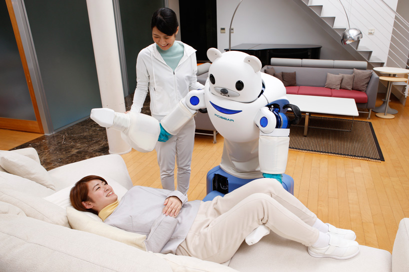 Новейшие технологии в современной жизни. Робот Robear. Японский робот Robear. Робот-санитар Kiro-m5. Робот сиделка Robear.