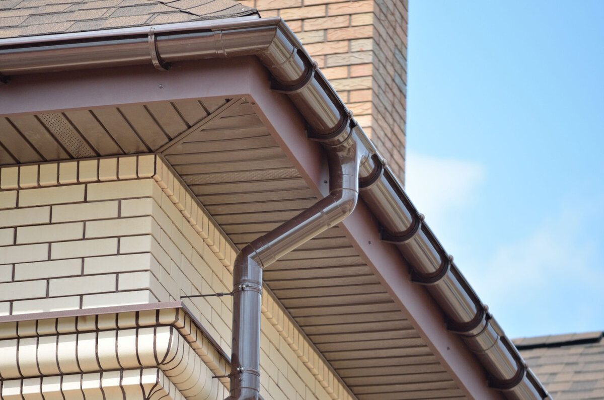 металлическая водосточка