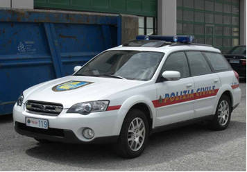 Легковые автомобили класса I - универсалы повышенной проходимости. От «обычных» универсалов, их «внедорожные» модификации отличают: усиленная подвеска, увеличенный клиренс, защитный «обвес по периметру» и полный привод (исключая «бюджетные модели»). Универсал повышенной проходимости является более вместительной альтернативой кроссоверу (в своей ценовой категории), но уступающей ему в геометрической проходимости (по причине больших свесов). Типичные представители класса: Volvo XC70, SEAT Altea Freetrack, Great Wall Hover M2, Audi A4 allroad quattro, Subaru Outback, Mercedes-Benz R-Class, Dodge Journey.