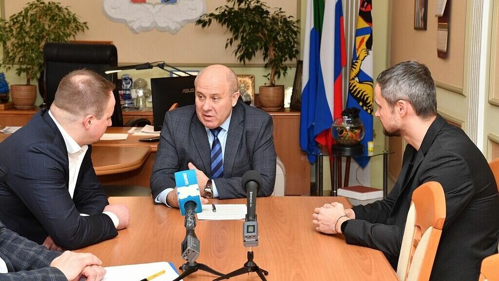     Мэр краевого центра встретился с заместителем генерального директора АНО «Диалог Регионы», создателем проекта «Инцидент Менеджмент» Вадимом Никишиным