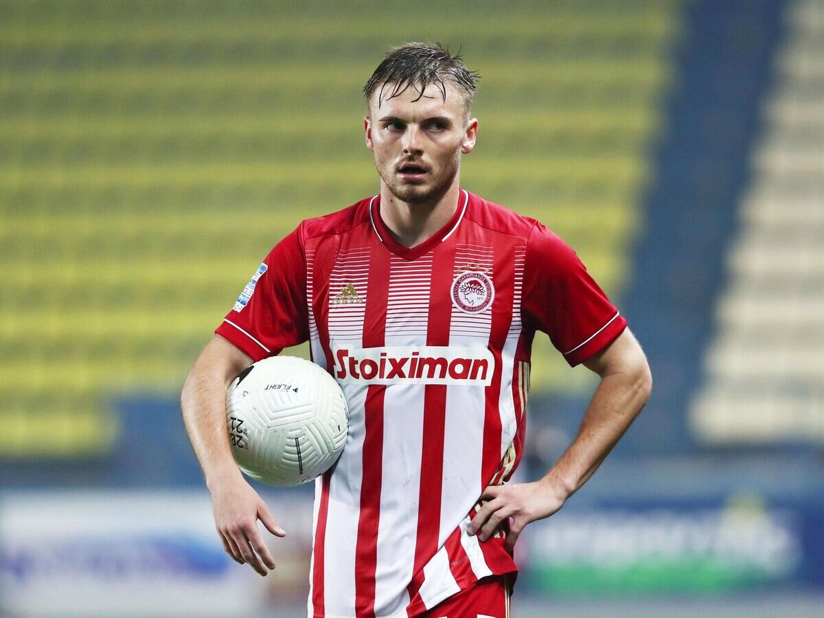    Молдавский защитник клуба "Олимпиакос" Олег Рябчук© Фото : Пресс-служба ФК "Олимпиакос"