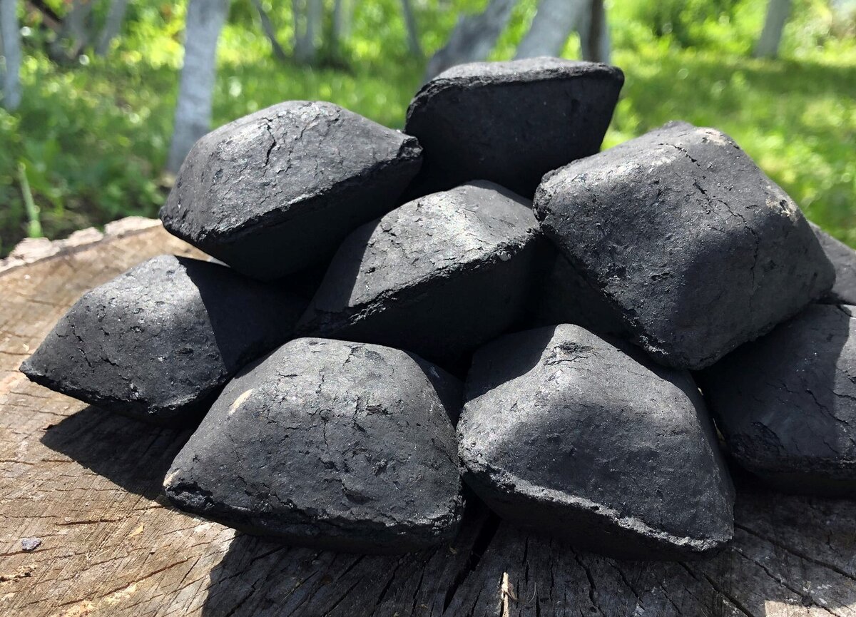 Брикет древесного угля: Как сделать и использовать его в барбекю