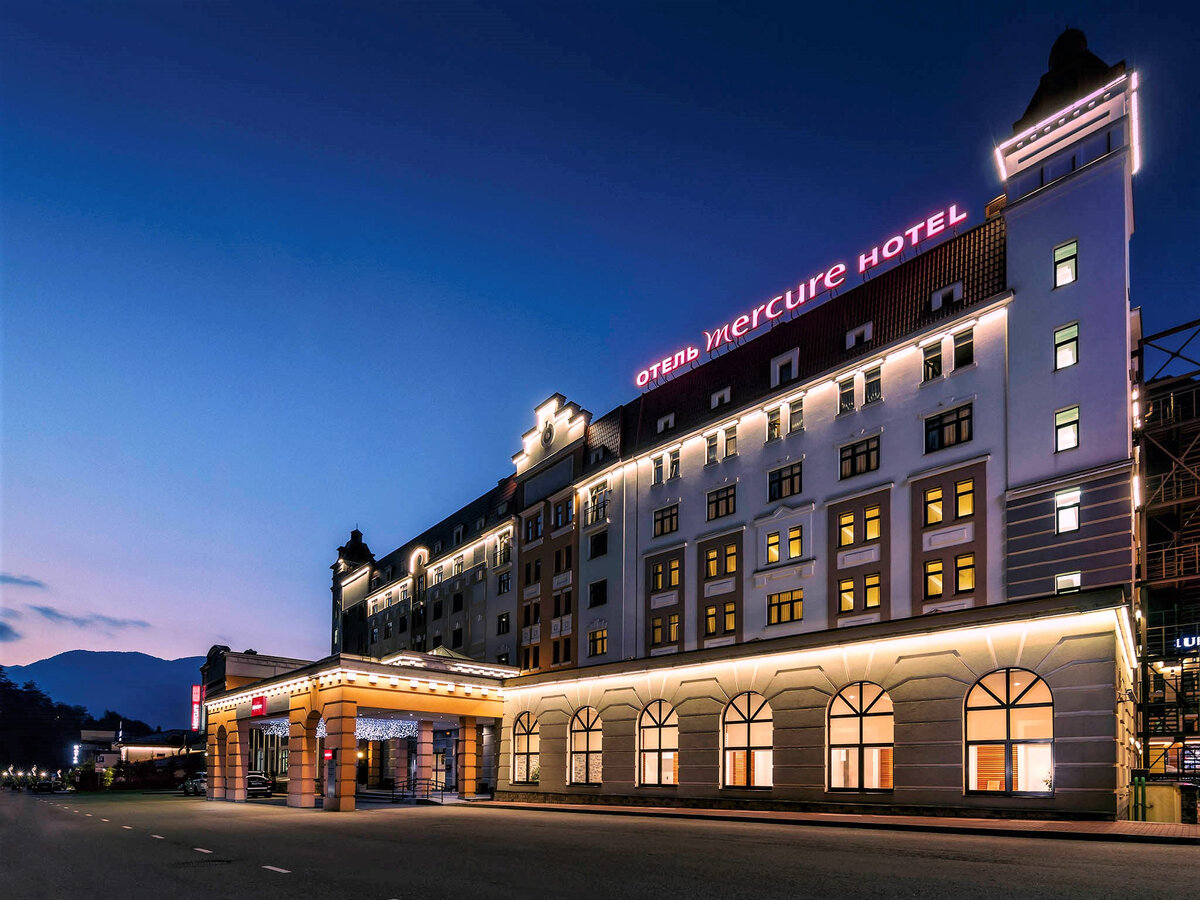 Гостиницы поляны. Красная Поляна Mercure Rosa Khutor.