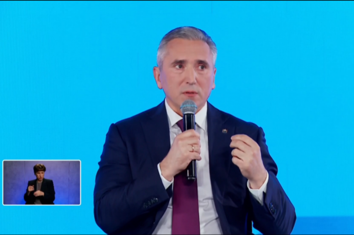    Губернатор Моор обозначил пути решения проблемы дефицита рабочих кадров