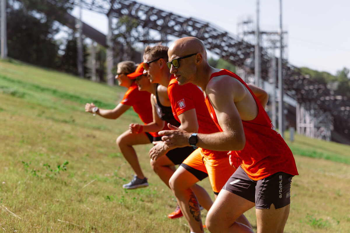     Проверь себя: Благотворительный «Вертикальный забег» по горнолыжному склону пройдет в Москве