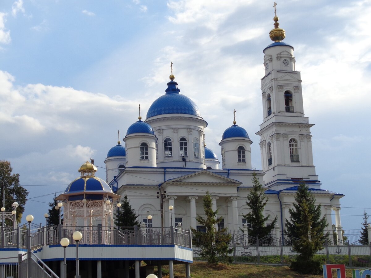 Храм строился и обновлялся на деньги купцов-меценатов | Смотри в себя | Дзен