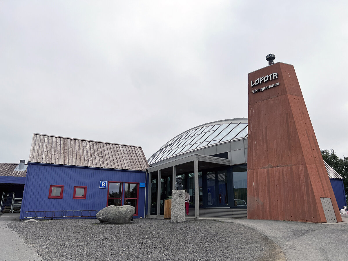Здание музея Викингов. Фото автора