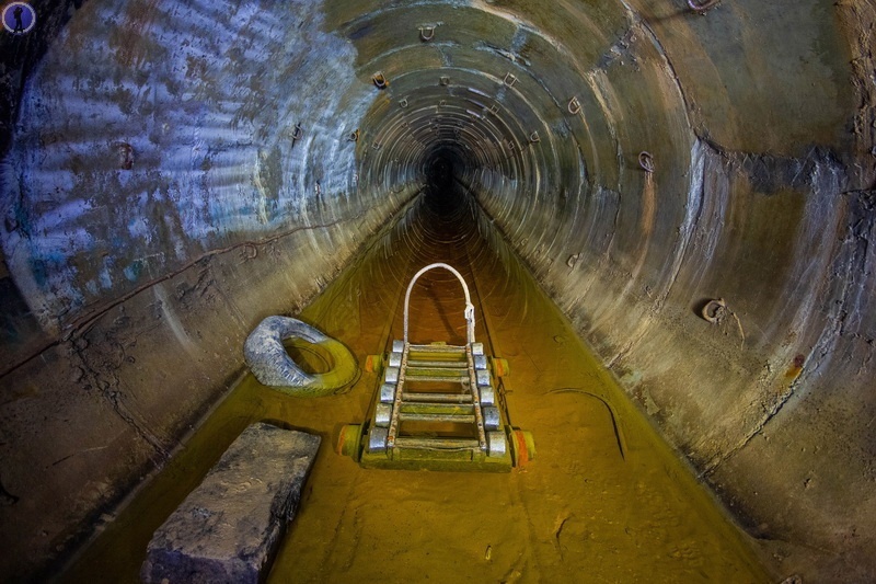 Что скрывается под Хлебной площадью в Самаре на глубине 27 метров: Заброшенный недостроенный тоннель с вагонетками