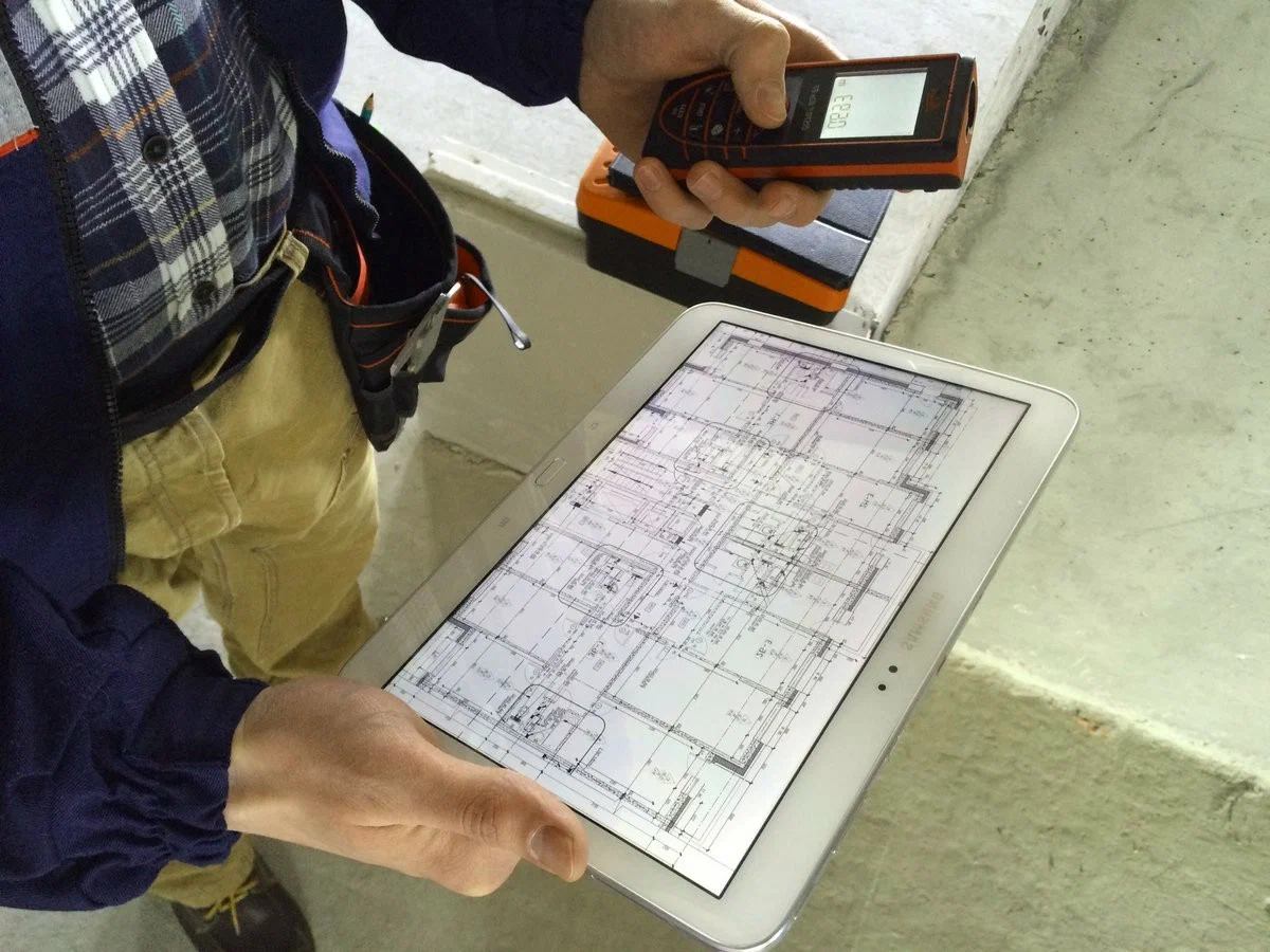 Замер жилого помещения. Планшет для замеров помещения. Лазерная линейка бош. Лазерный дальномер bosch plr 30 c (0603672120). Обмер квартиры.