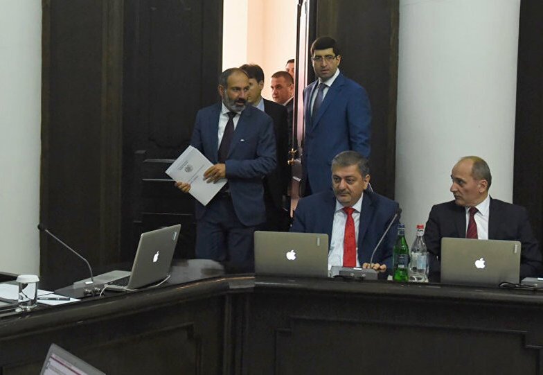 11 мая состоялось первое заседание правительства Армении в новом составе