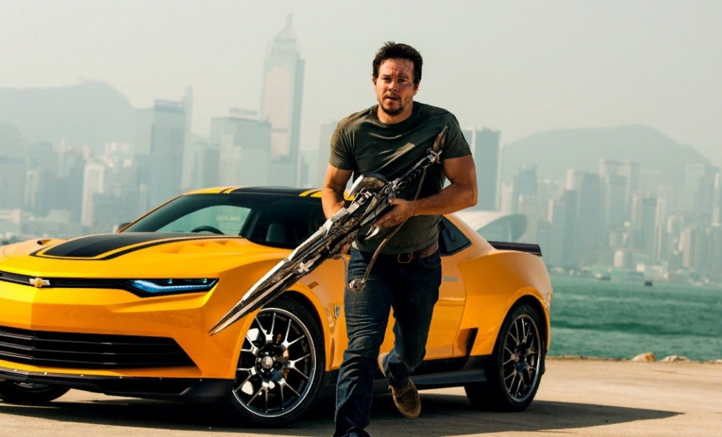 Марк Уолберг в фильме "Трансформеры 4. Эпоха истребления"