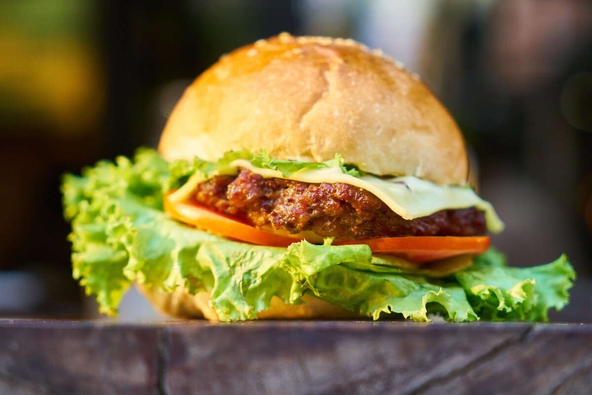 Ешь и худеешь? Вранье!      Фотосток https://www.pexels.com