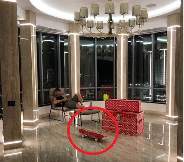 Тот самый скейтборд... 