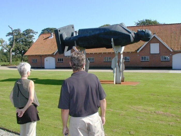 Памятник Владимиру Ильичу Ленину, поселок Хернинг, Дания