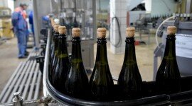 Калужане стали налегать на игристое