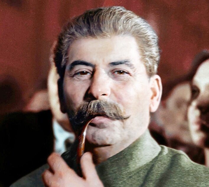 Верховный Главнокомандующий Сталин (колоризация Климбим)