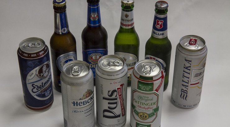 Безалкогольное пиво похожее на пиво. Безалкогольное пиво. Литовское пиво безалкогольное. Безалкогольное пиво фото. Пиво Стингер.