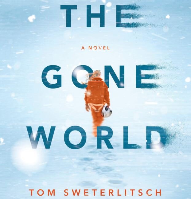 Мосс в оранжевом скафандре на обложке оригинального издания.