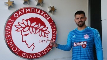 Фото: olympiacos.org28-летний россиянин на правах аренды до конца нынешнего сезона будет играть за «Олимпиакос», сообщает официальный сайт греческого клуба.
