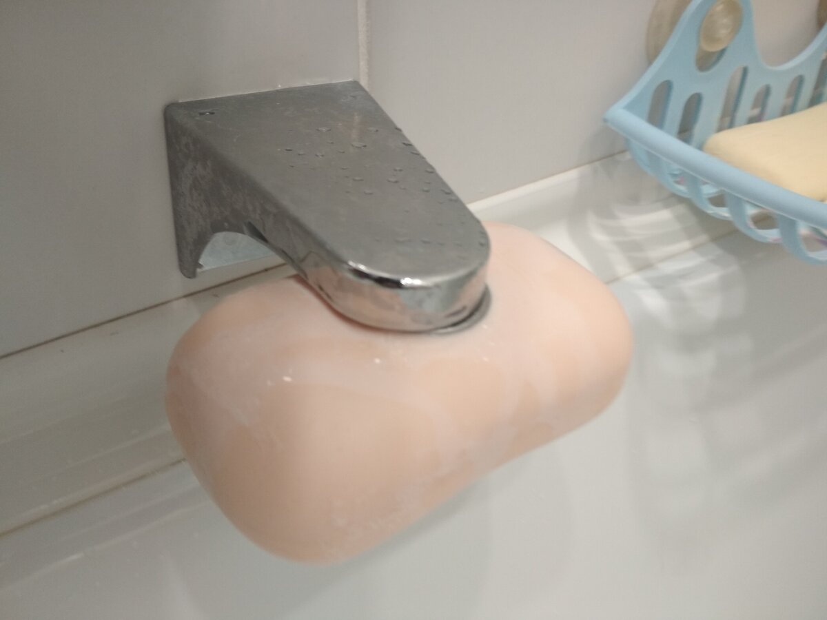 Мыло на магните (висит как будто в воздухе)