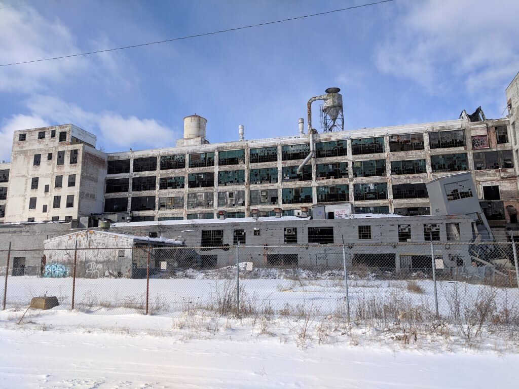 Бывший завод Fisher Body Plant 21