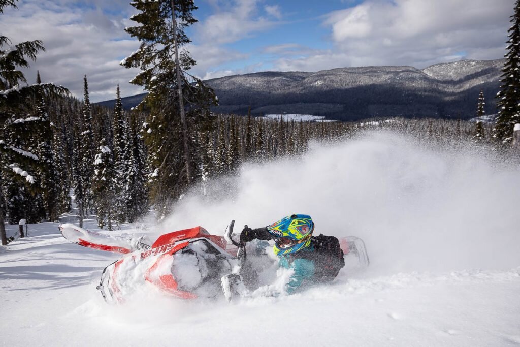 Снегоход Ski-Doo Summit X 850 Expert 