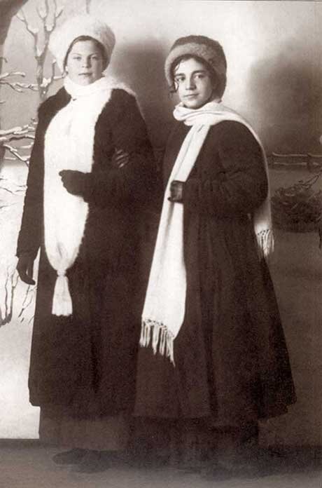 http://esenin.ru/images/stories/Woman/Balzamova_Sardanovskaja.jpg