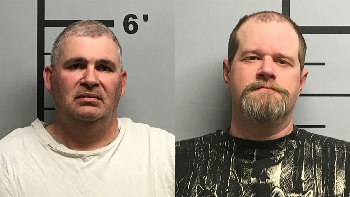 Фото двух приятелей.