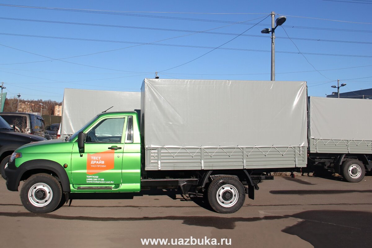 Стандартный УАЗ ПРОФИ с длиной кузова в 3 метра.