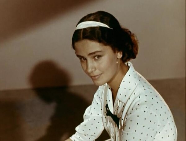 «Отказалась от кинокарьеры ради мужа»: вот так сложилась жизнь советской актрисы Ольги Заботкиной