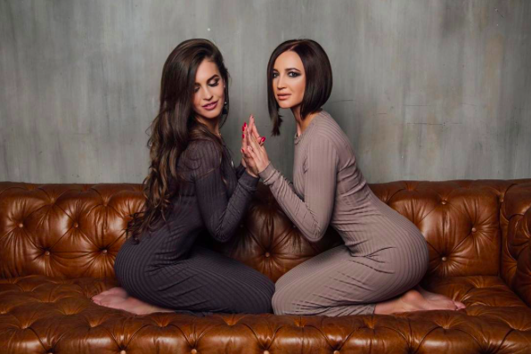 Анна и Ольга Бузовы