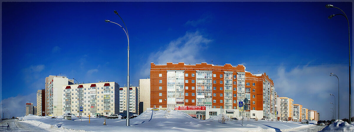 2. Перекрёсток пр.Кузбасского и ул.Серебряный бор (© NickFW - 26.01.2017)