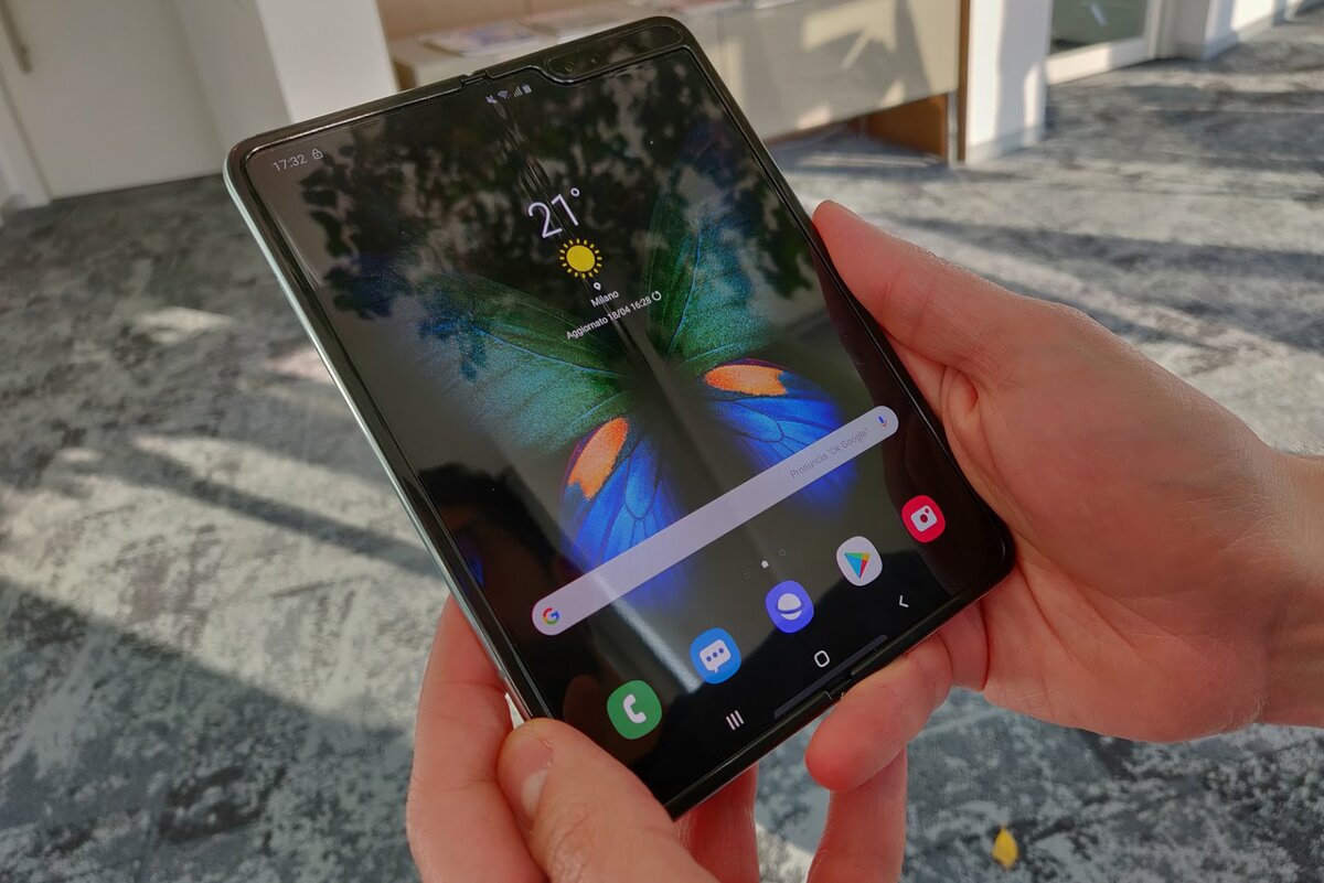 Galaxy Fold исправляет ошибки и готовит новую складную модель | My Gadget:  выбираем качественную технику | Дзен