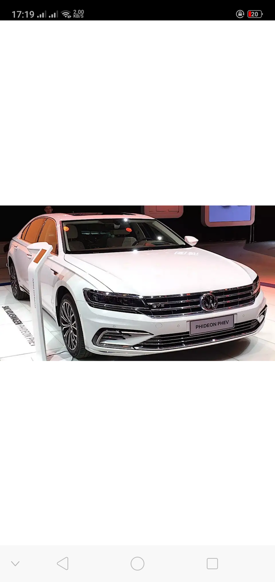 Не всем ценителям немецкого автопрома известно, что в стане компании Volkswagen имеется необычный седан представительского класса. Этот автомобиль может конкурировать даже с признанными производителями. Кроме этого, Volkswagen Phaeton 2019 значительно преобразился и стал еще более стильным и надежным. Внешний вид был переработан с учетом современных тенденций, а вот технические особенности автомобиля остались практически без изменений.