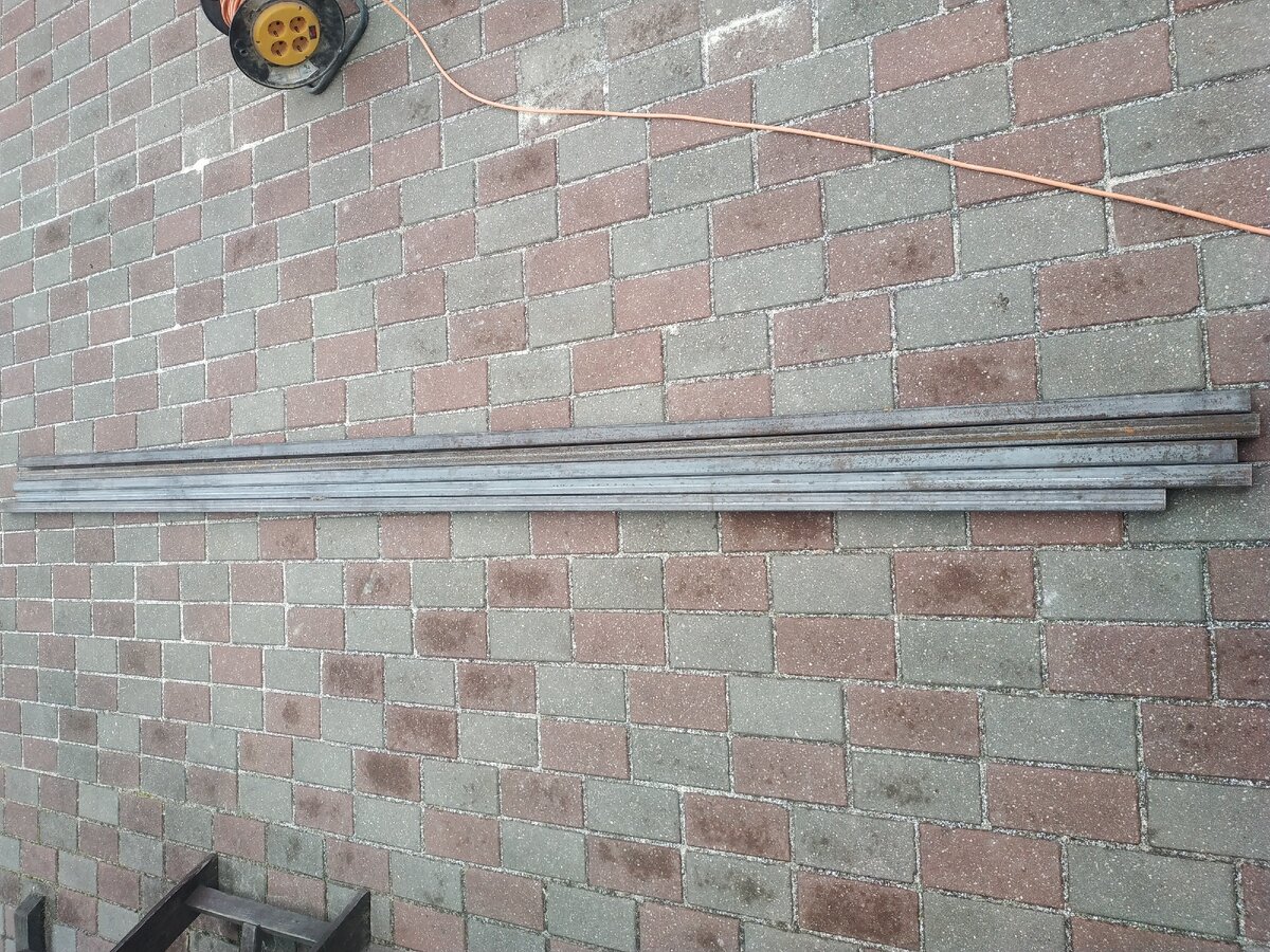 Трубы 30х30мм длиной 3000мм