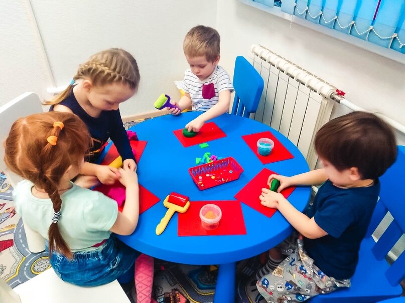 Даже если карапуз украдкой попробует тесто, ничего страшного не произойдет, так как оно абсолютно натуральное 