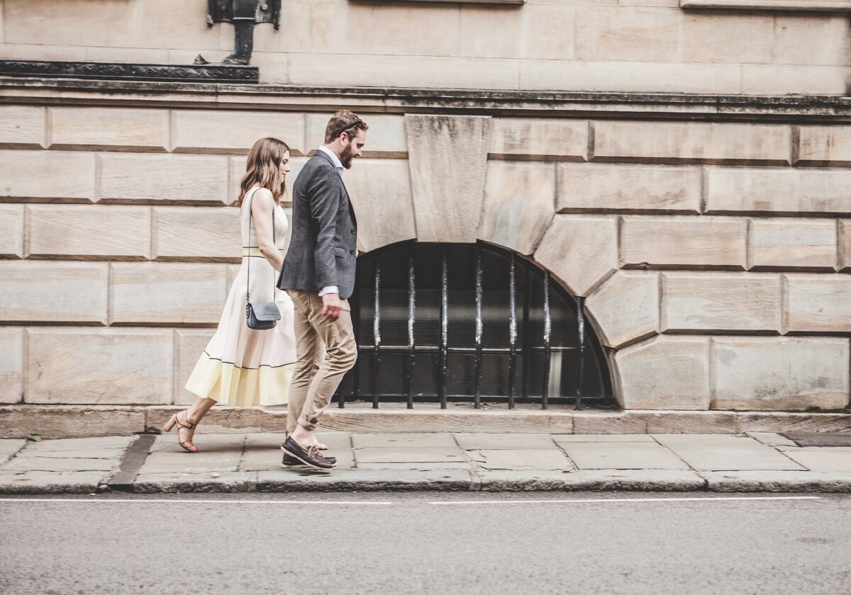 Фото с Unsplash, автор Clem Onojeghuo