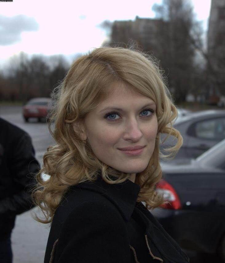 Здравствуйте! 
Меня зовут Марина Бударина и я являюсь заведующей отделом музейно-краеведческой деятельности и развития внутреннего туризма Тамбовского областного государственного бюджетного образовательного учреждения дополнительного образования «Центр развития творчества детей и юношества»