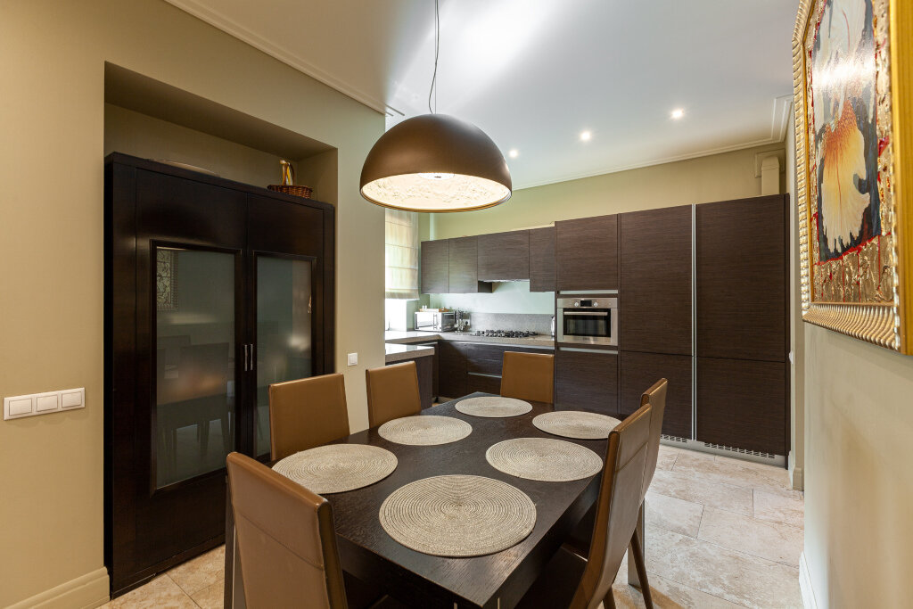 Уютная кухня-столовая