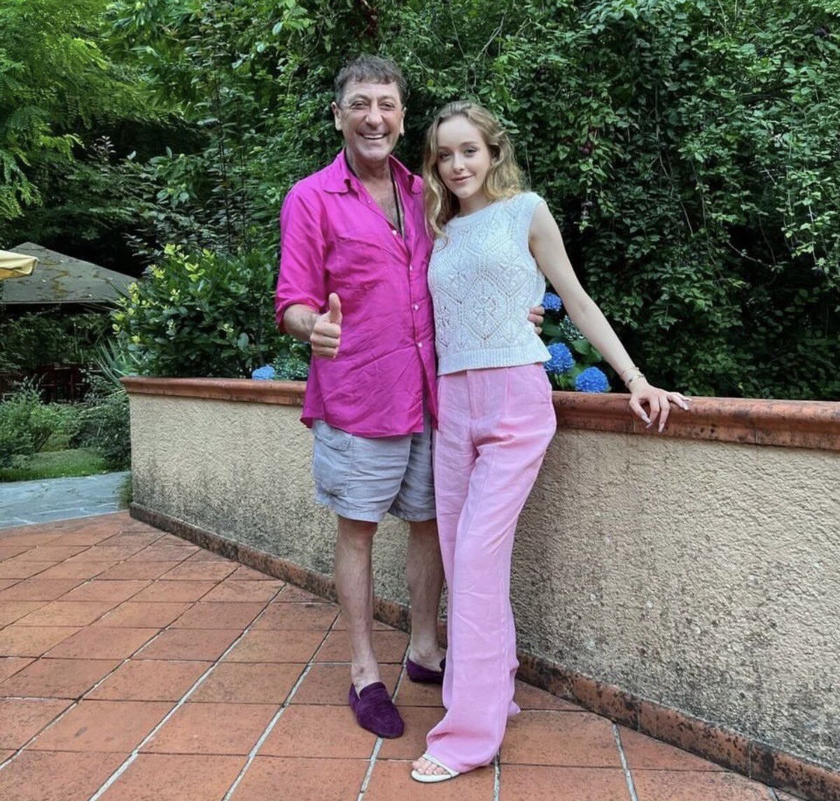 Григорий лепс с кем встречается сейчас Снова вместе: зачем разведенный Лепс воссоединился за границей с бывшей женой Ра