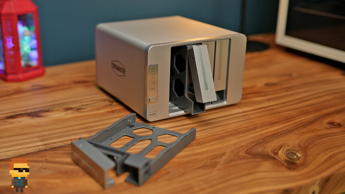 NAS TerraMaster F4-210